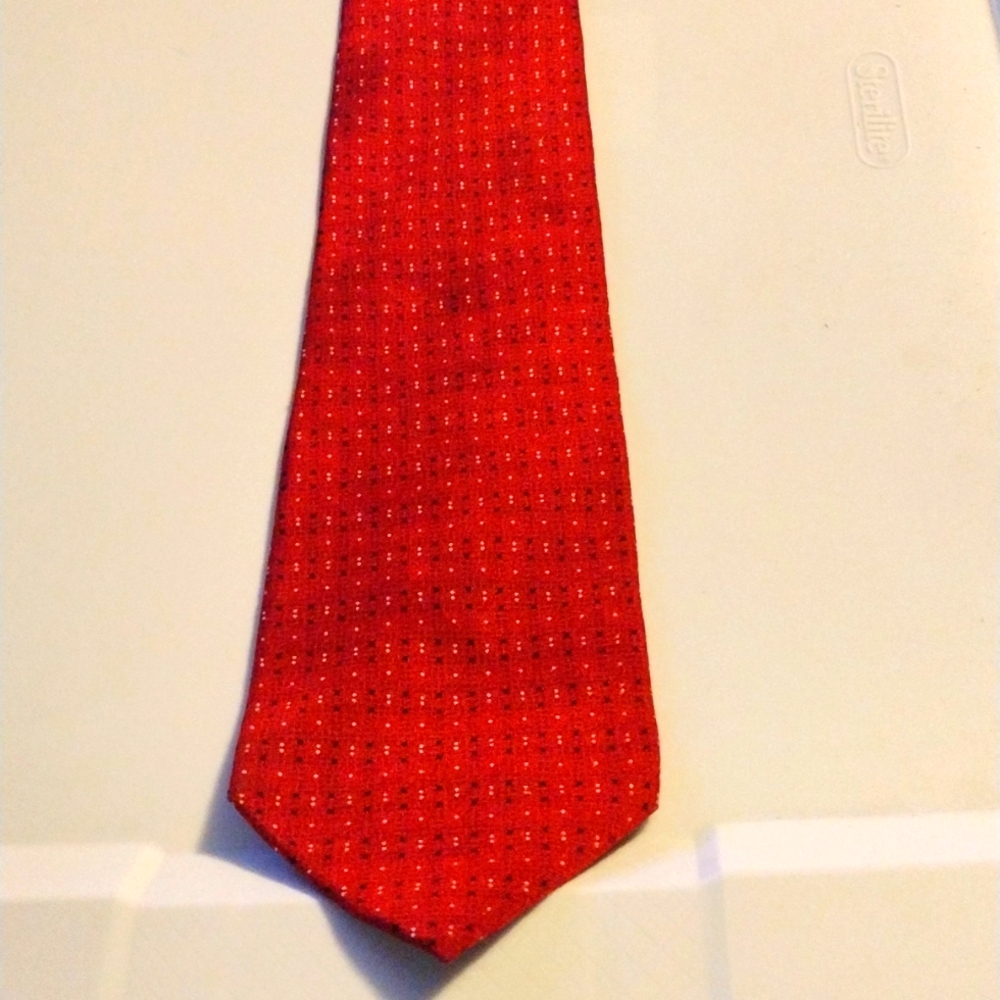 *4/$20 Bundle Deal Closet Cleanout Sale* Pierre Cardin 100% Silk Tie